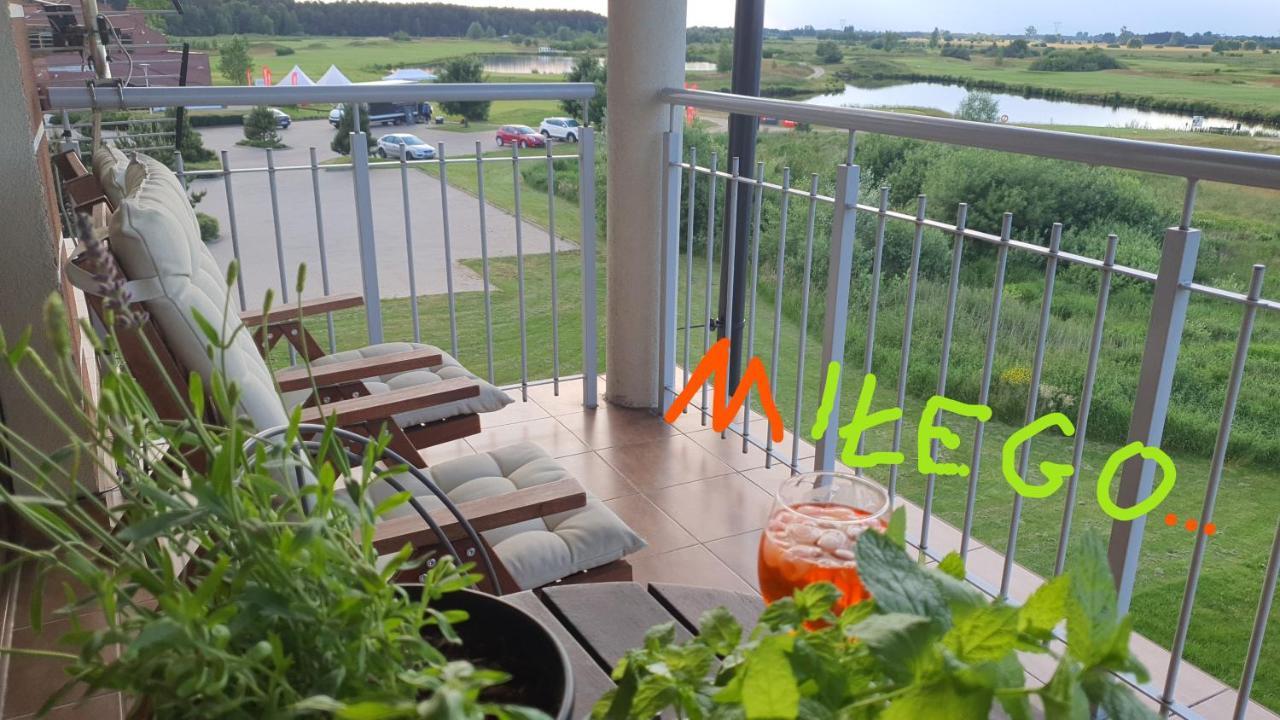 Apartgolf Sobienie Krolewskie Sobienie Szlacheckie Esterno foto